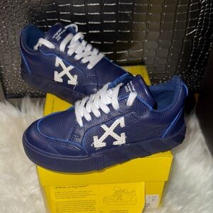 Off-White Boys Vulcanized Lace Up Navy and White Sz 10 Sneakers